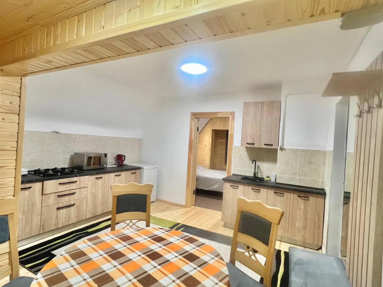 Hotel Хатинка Jaremcze Zewnętrze zdjęcie